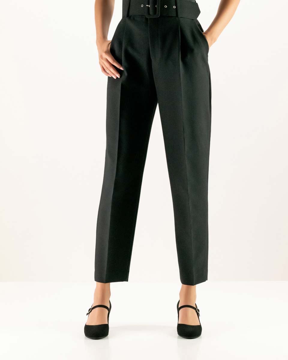 Ashley black long trousers in combination with closed Werner Kern ladies' dance shoe