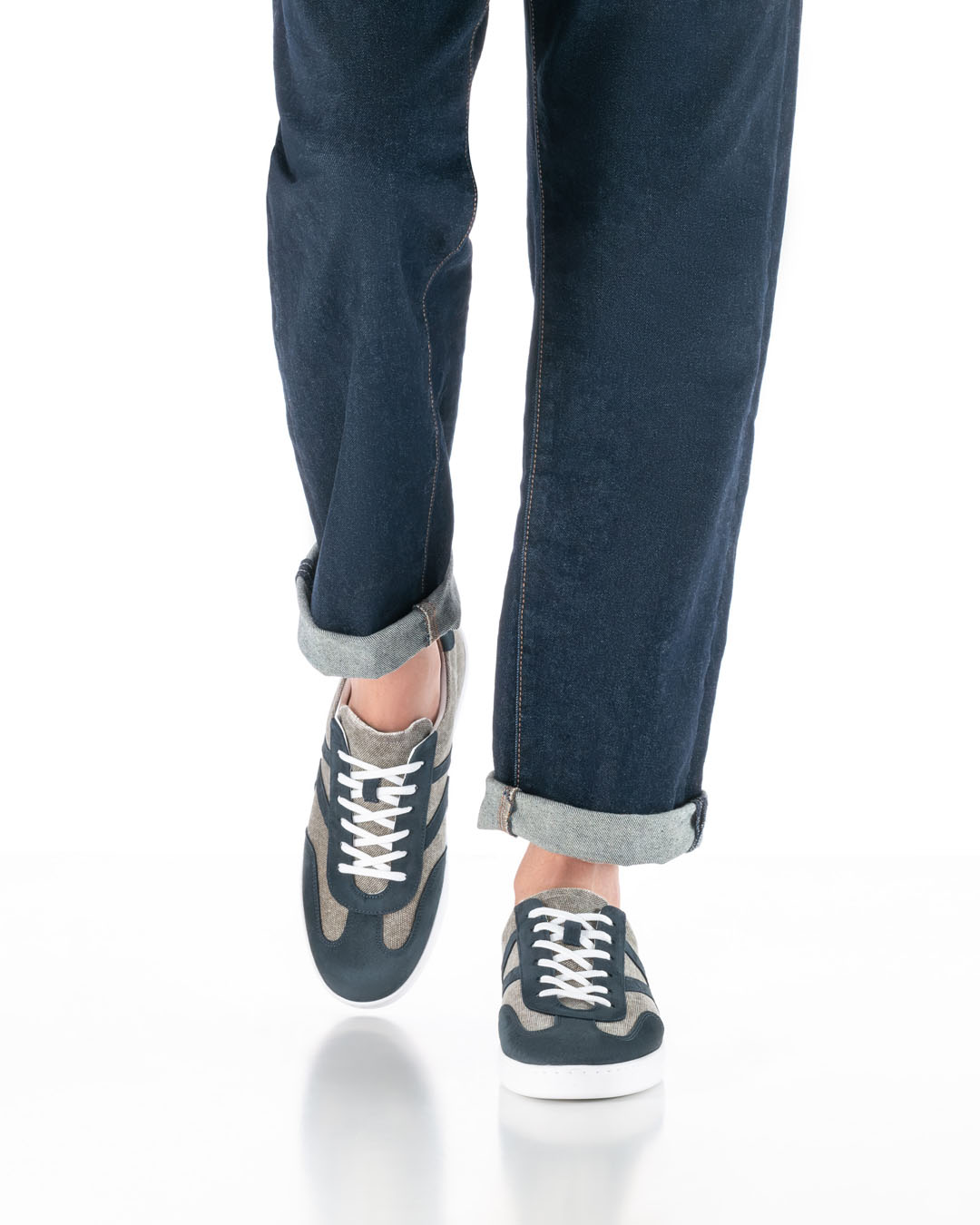 Men’s dance trainers in beige and blue with a white sole by Werner Kern
