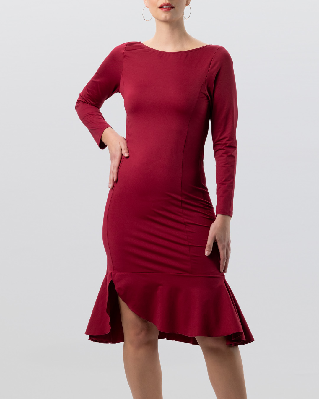 Dance dress Zuri Tanzkleid Zuri mit Volant und langen Ärmeln in cherryrot