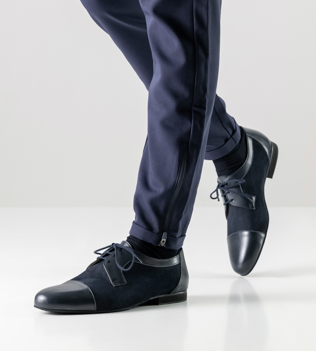 blue men's dance shoe by Werner Kern with 1,5 cm high micro heel