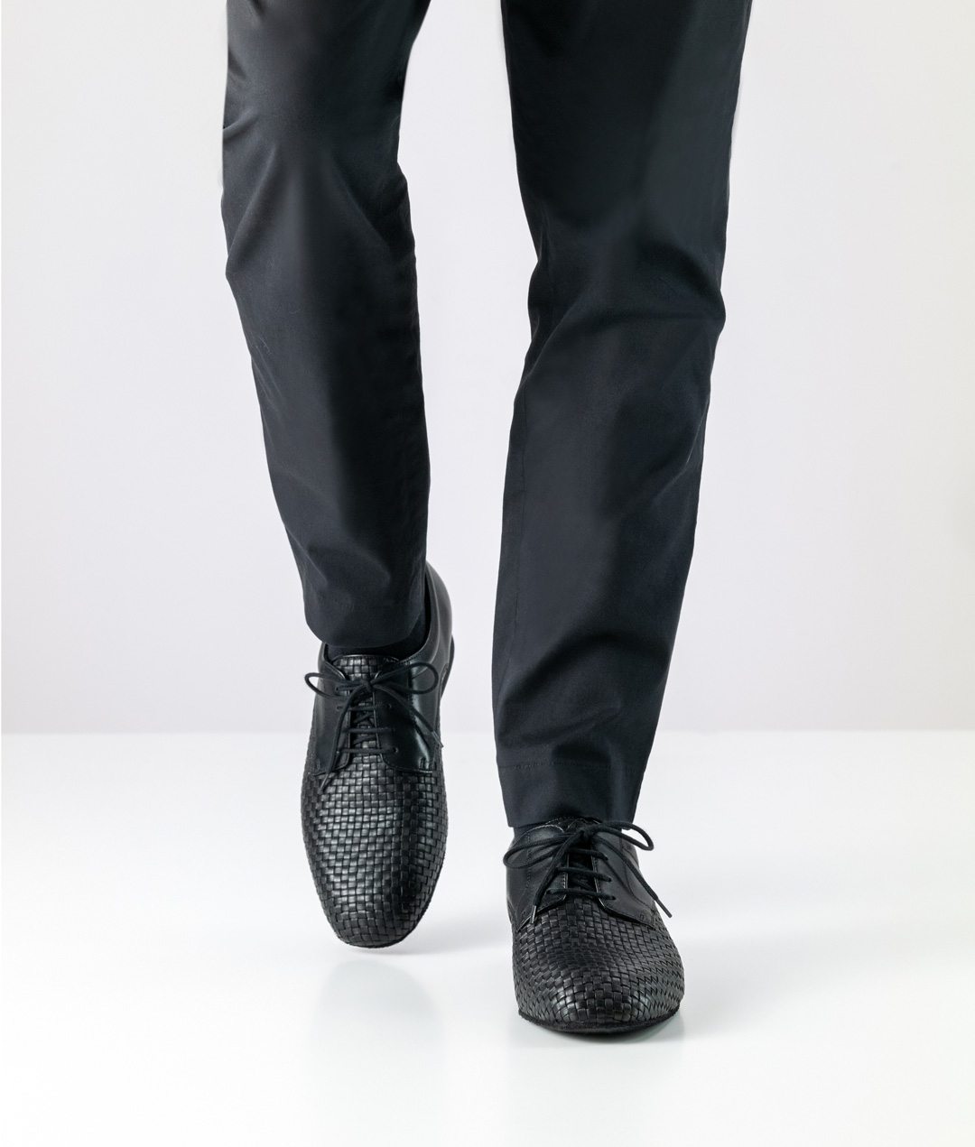 Men's dance shoes for wider feet by Werner Kern in elegant braided leather and 2 cm heel