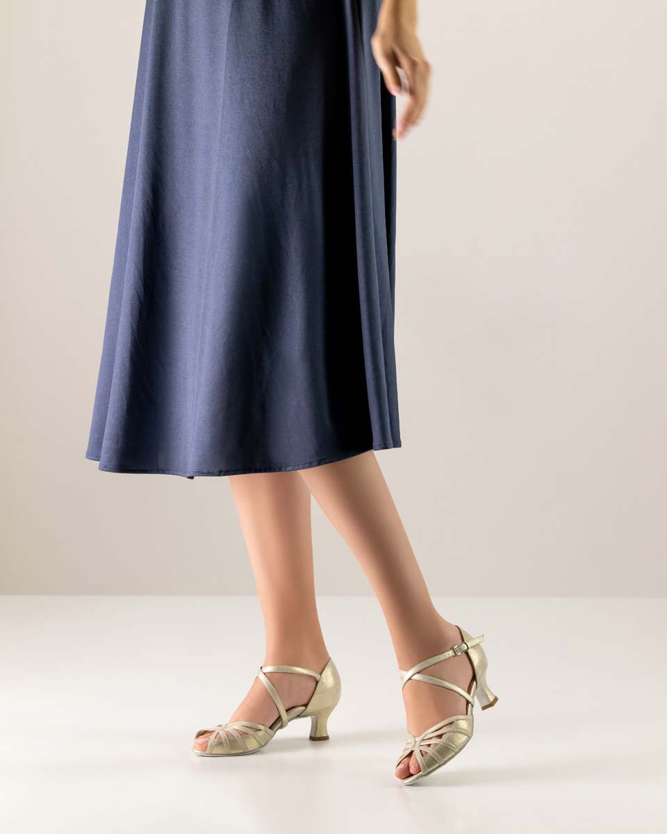 Smilla Blue skirt in combination with open Werner Kern ladies' dance shoe