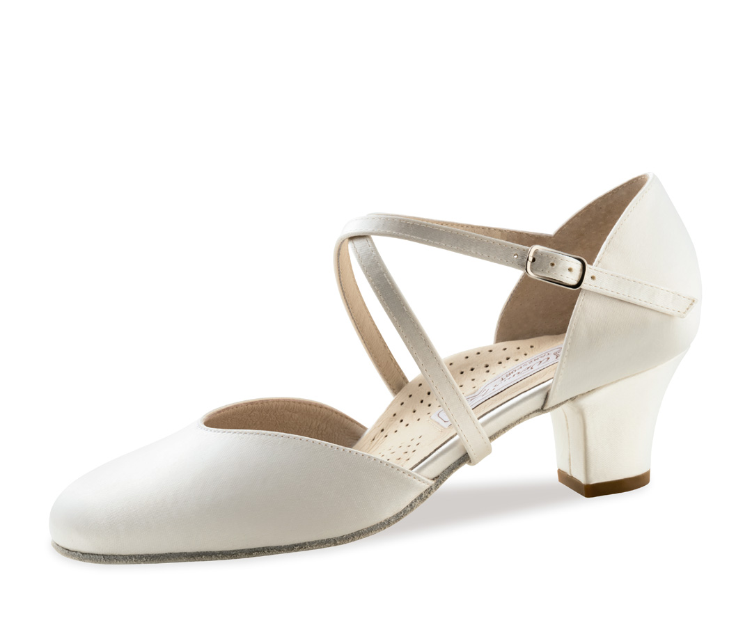 4.5 cm high Werner Kern bridal shoe in satin white
