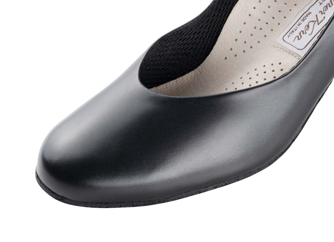 Gina Detailed view of Werner Kern women's dance shoe in black