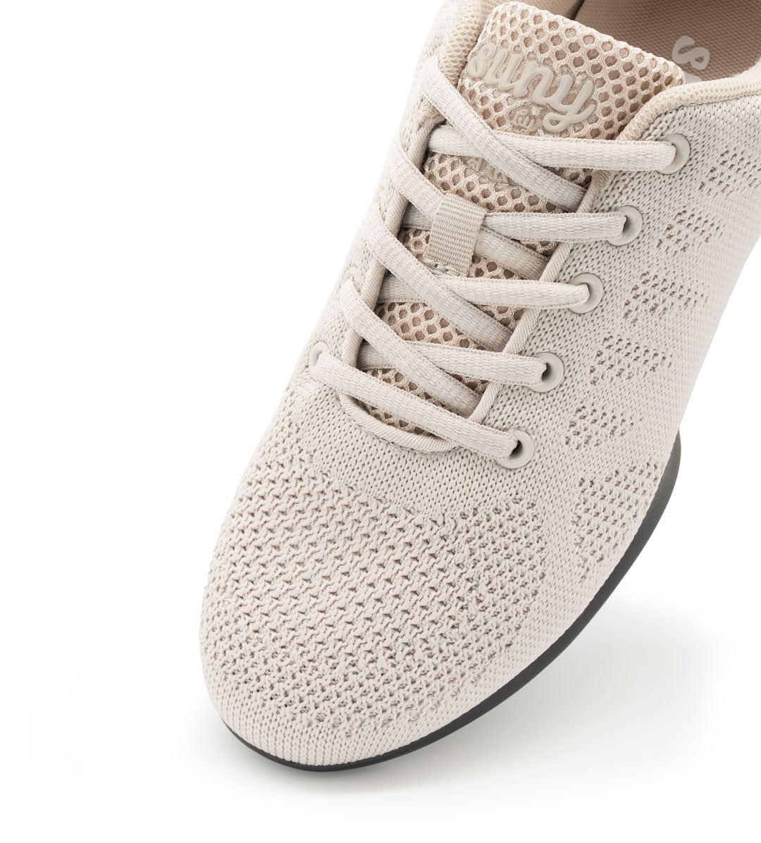 Women's dance sneaker 180 in Beige by Suny by Anna Kern, item number 180, made of high-quality knitting material, ideal for dance.