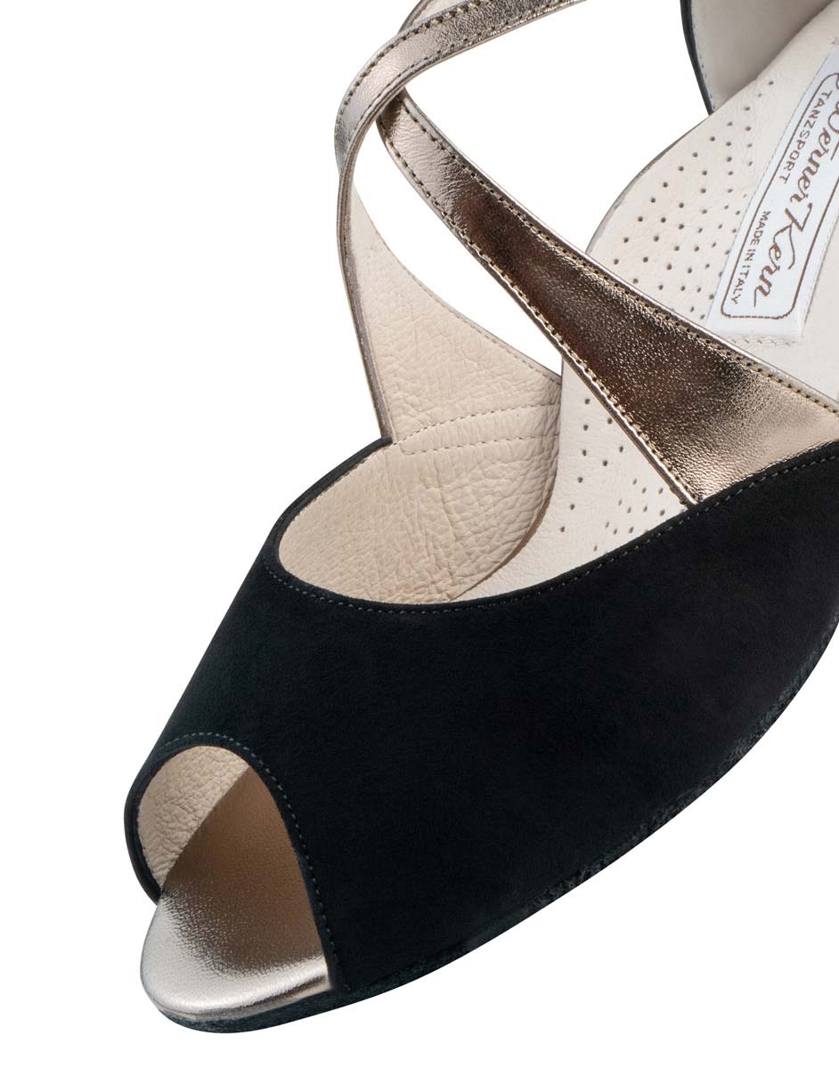Gaby Werner Kern women's dance shoe in detail