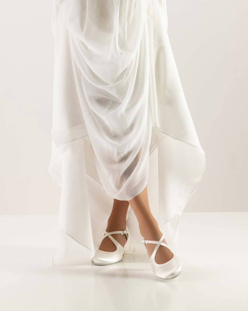 Gala White wedding dress in combination with white Werner Kern bridal shoe