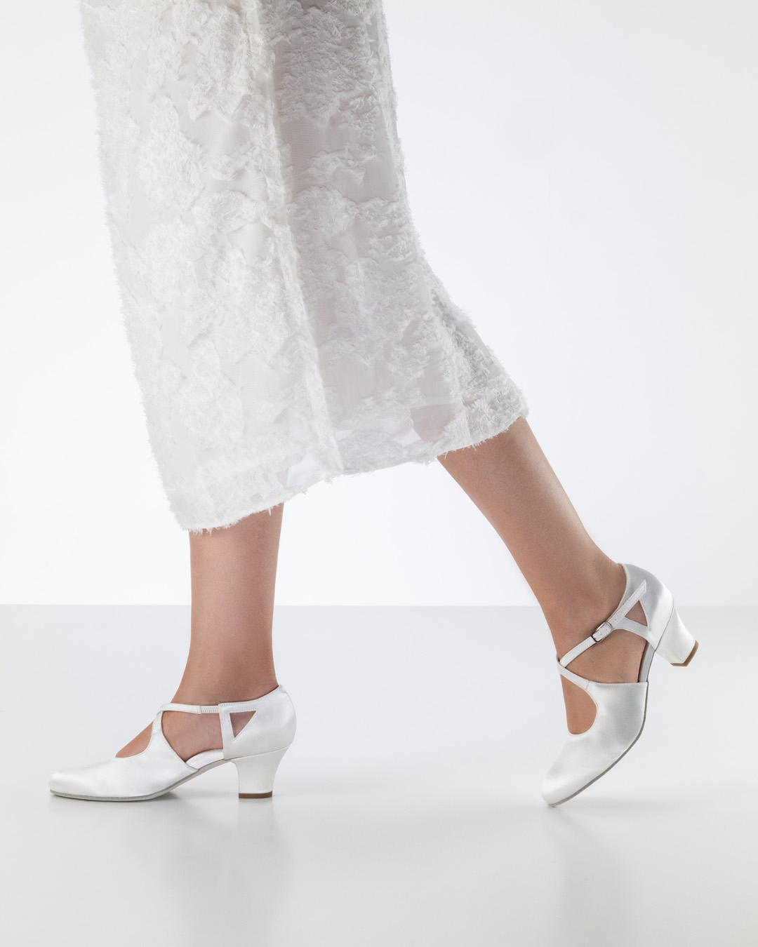 Gala White wedding dress in combination with white Werner Kern bridal shoe