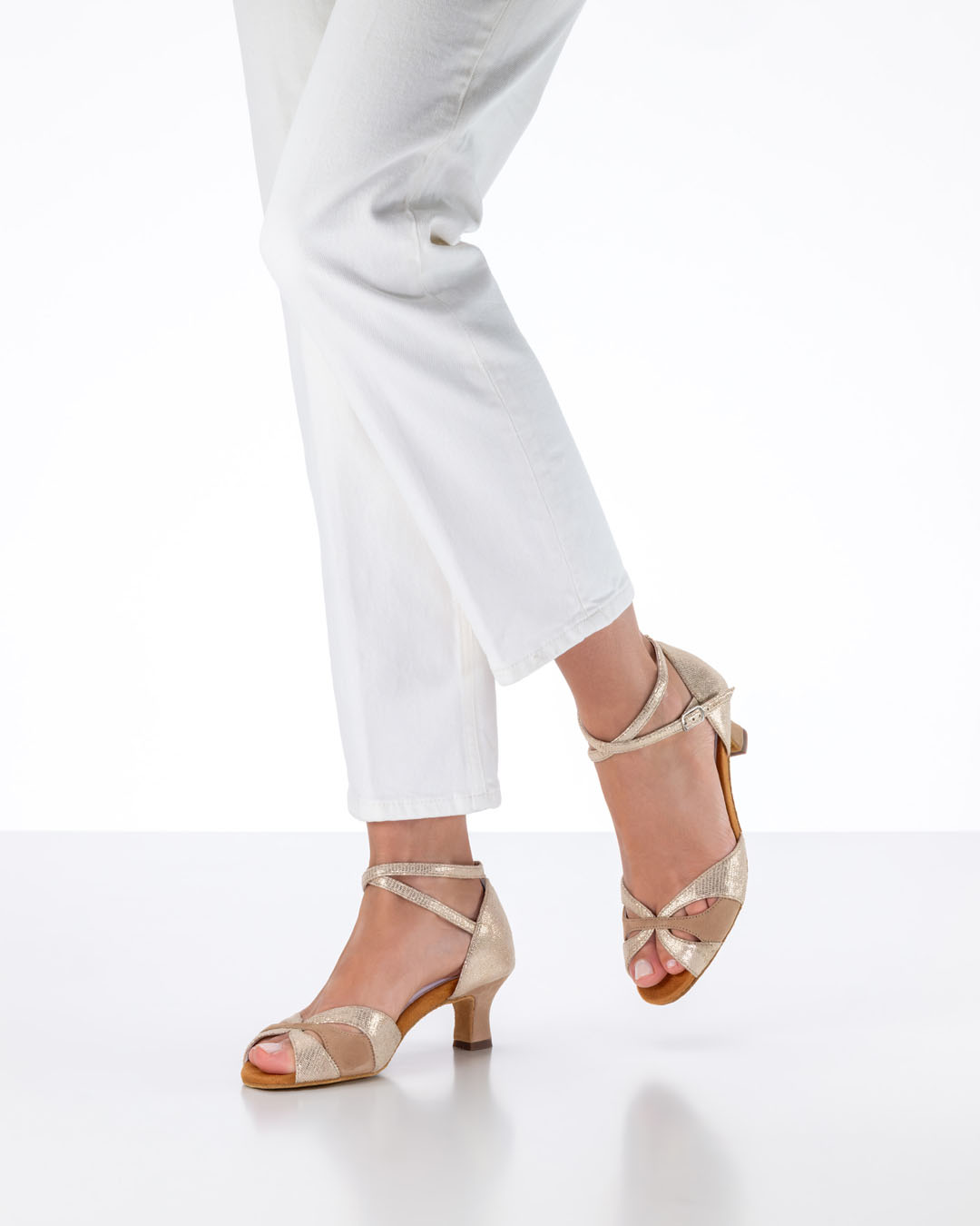 Beige and gold dance sandals with a 5 cm flared heel by Anna Kern
