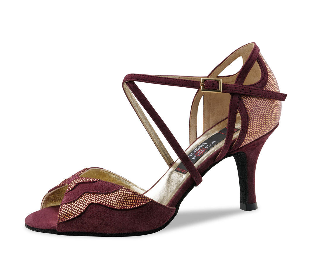 Catalina Nueva Epoca Catalina dance shoe with a 6 cm heel in a gorgeous combination of bordeaux-coloured suede and rose gold printed leather.