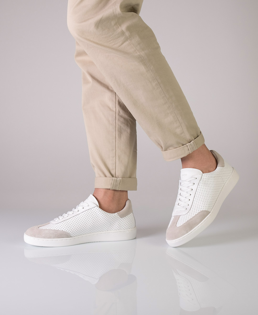 White dance sneaker 7420 for men with full-length PU sole