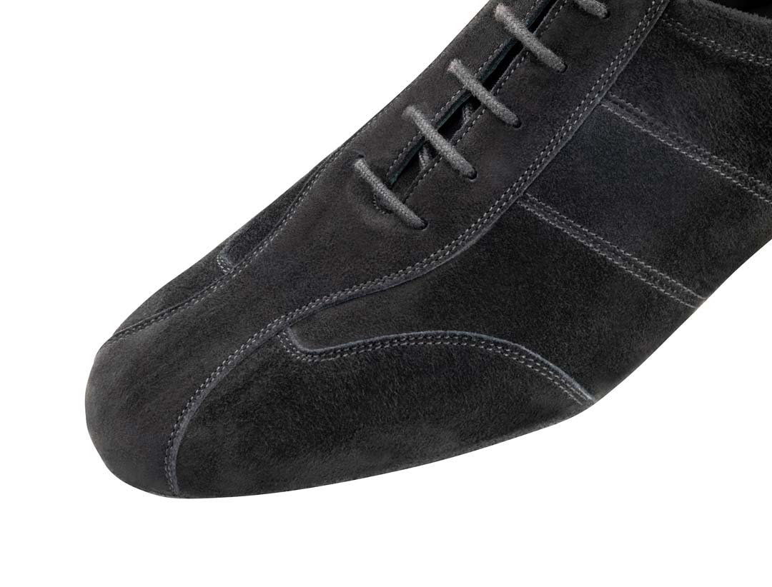 Cuneo Front view of Werner Kern men's dance shoe in black velour