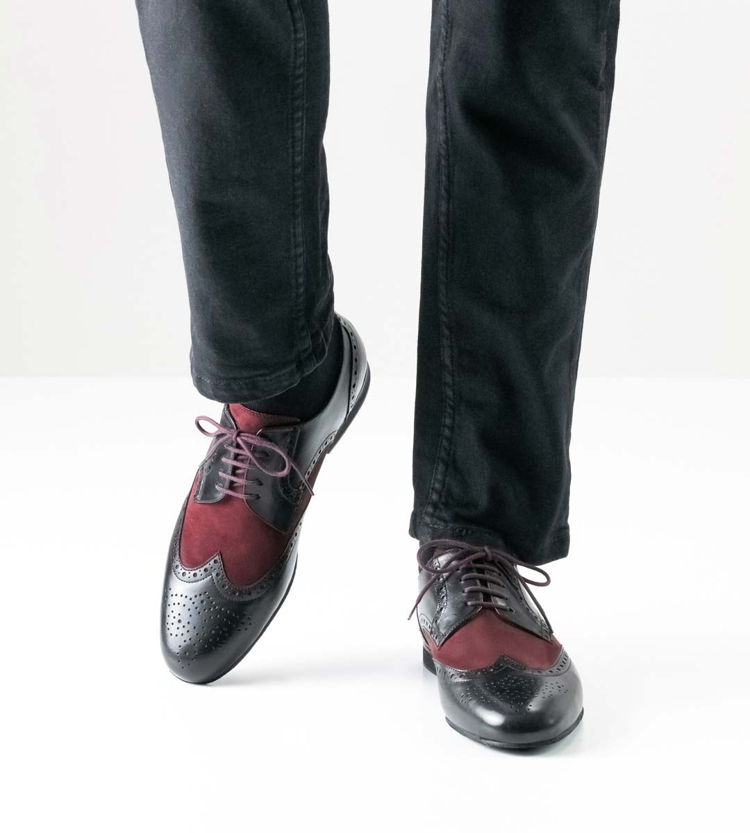 Firenze black jeans in combination with Werner Kern men's dance shoe with Budapest pattern
