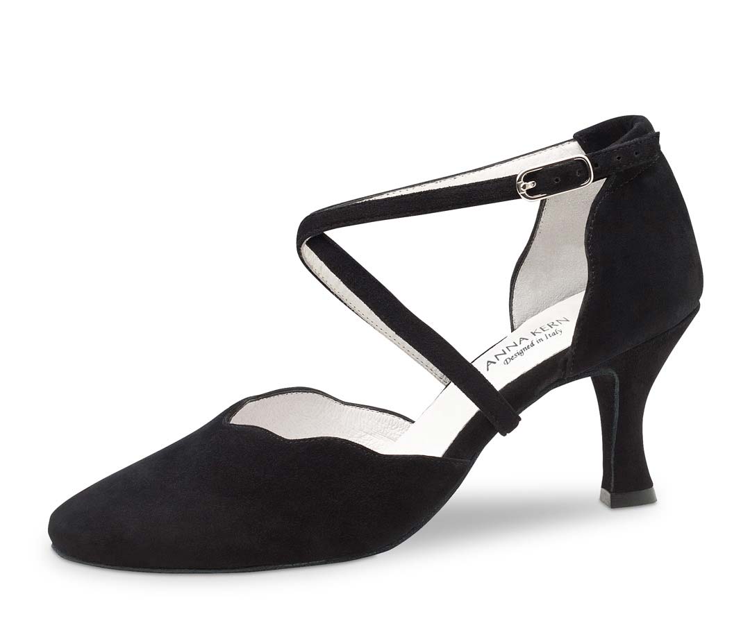 672 Standard ladies' dance shoe by Anna Kern in black