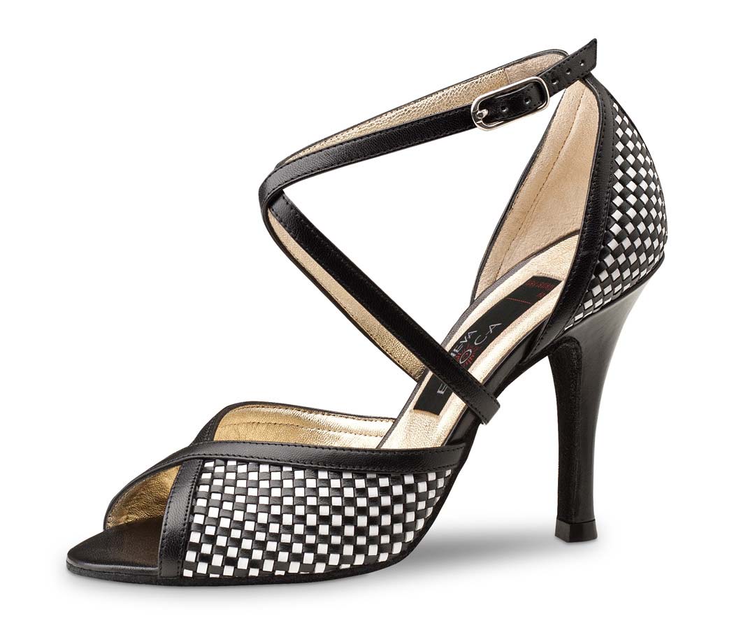 Simona Ladies open dance shoe from Nueva Epoca in black and white