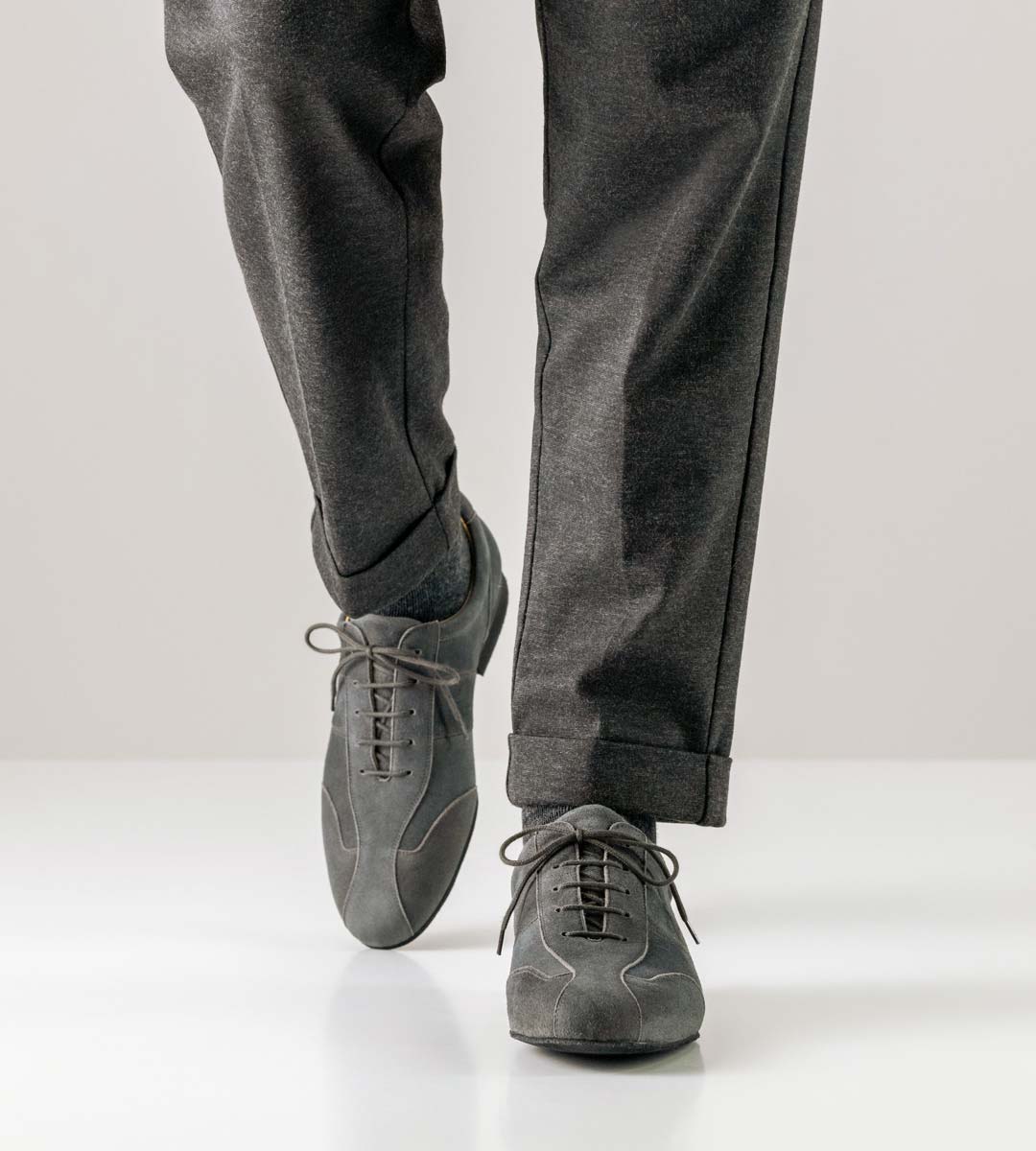 Cuneo Grey trousers in combination with Sneaker Men's dance shoe by Werner Kern