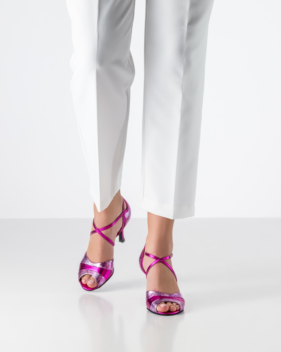 Martinee Pink women's dance shoe from Nueva Epoca with a 7 cm heel