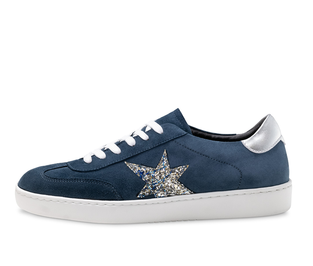 Zelda - COMING SOON Dark blue dance sneakers with white Allrounder soles and glittering brocade stars by Werner Kern