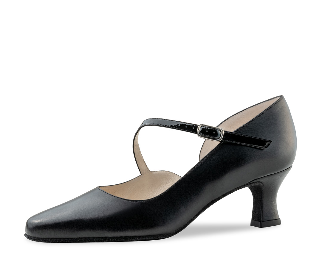 Werner Kern closed ladies' dance shoe with instep strap