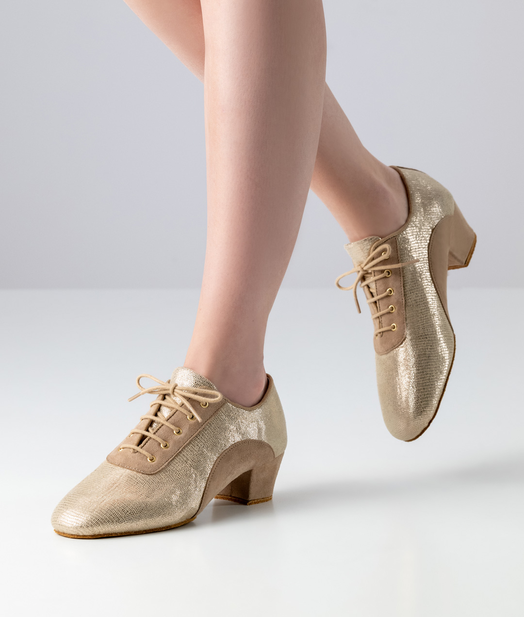 Beige gold suede training dance shoe by Werner Kern with a split sole, a 3.5 cm heel and 5-hole lacing for optimal support and mobility.