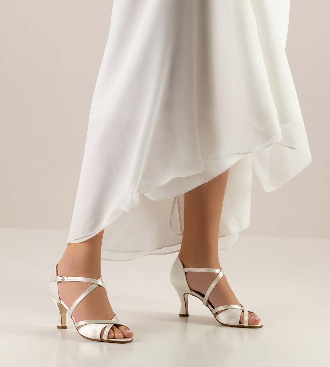 July Werner Kern open bridal shoe with leather sole in combination with white wedding dress