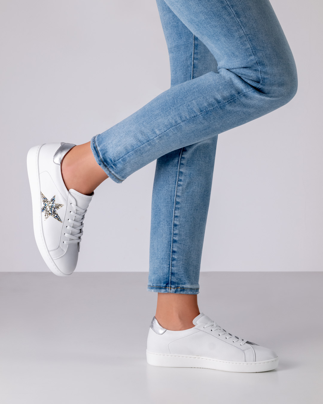 Werner Kern Tanzsneaker für Damen in weißem Nappaleder mit Tanzsohle aus weißem Pu-Material und drei Drehpunktem zum drinnen und draußen Tanzen