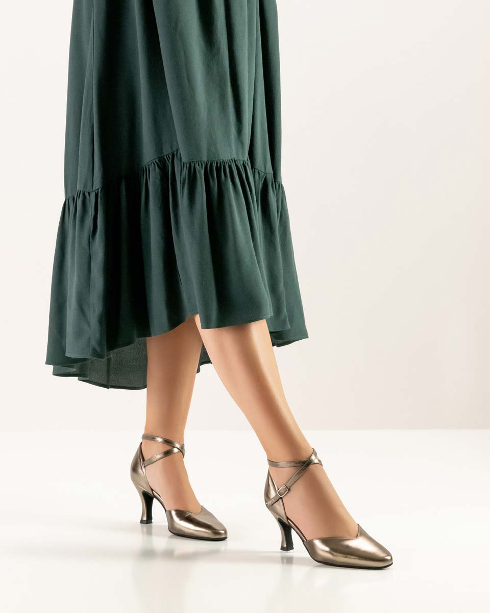 Betty green dress in combination with old silver coloured classic Werner Kern ladies' dance shoe