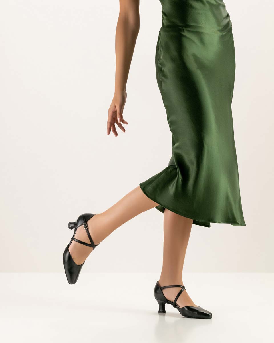 Patty Long skirt in green in combination with classic Werner Kern ladies' dance shoe
