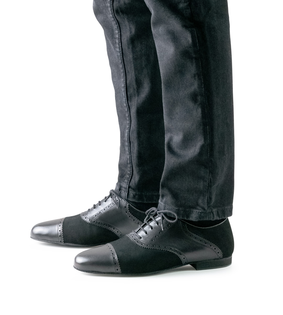 black men's dance shoe with micro heel in combination with black jeans