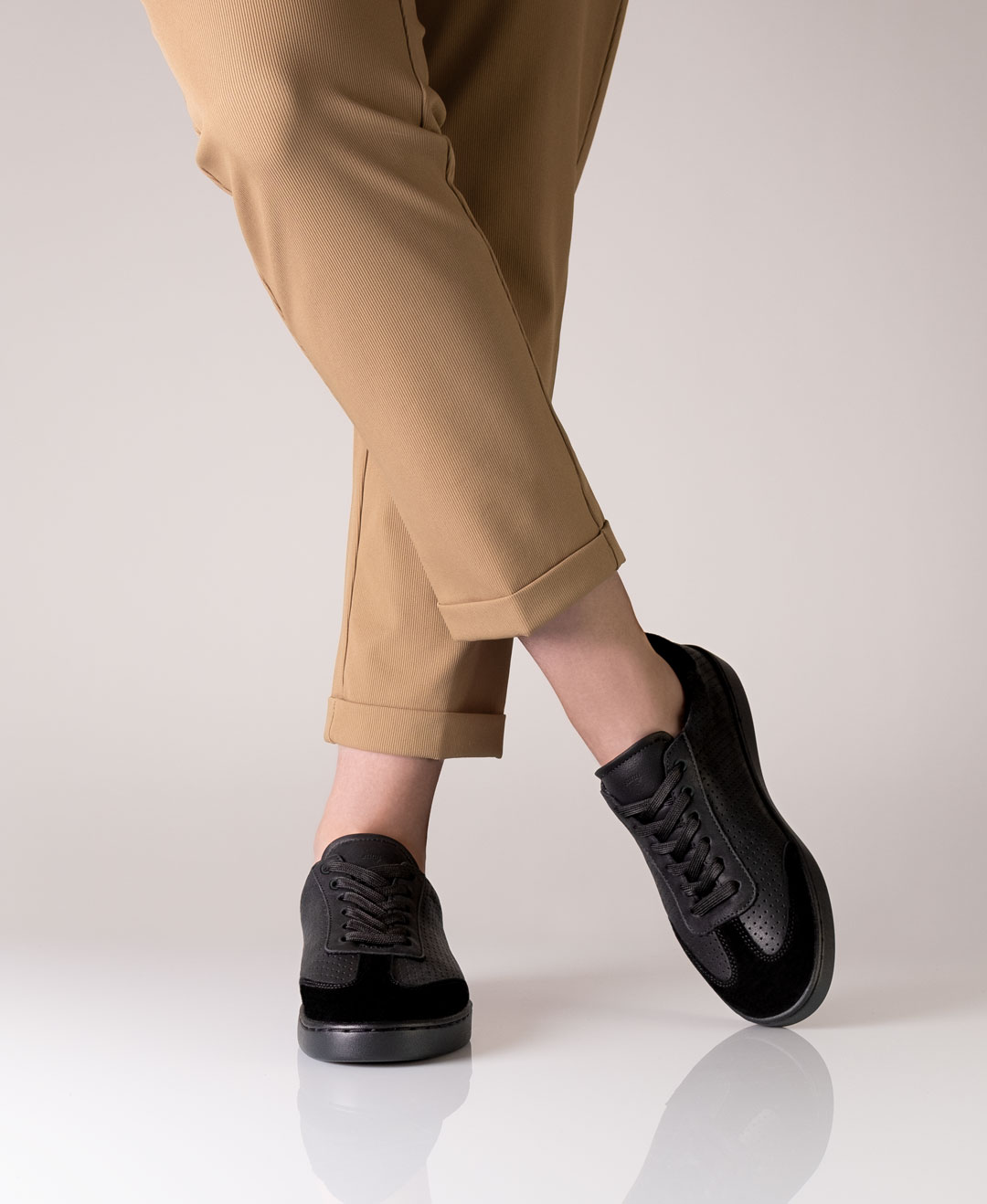 Suny sneaker 7030 for women for indoor and outdoor dancing