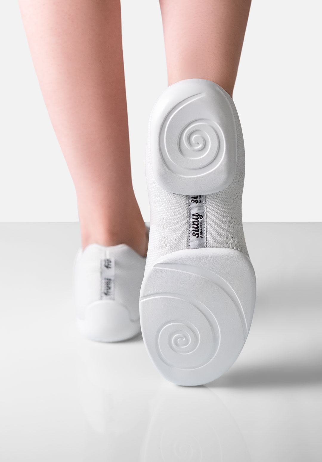 Dance sneakers for women, white, Suny by Anna Kern 160, fine knitting material, split sole, versatile use.