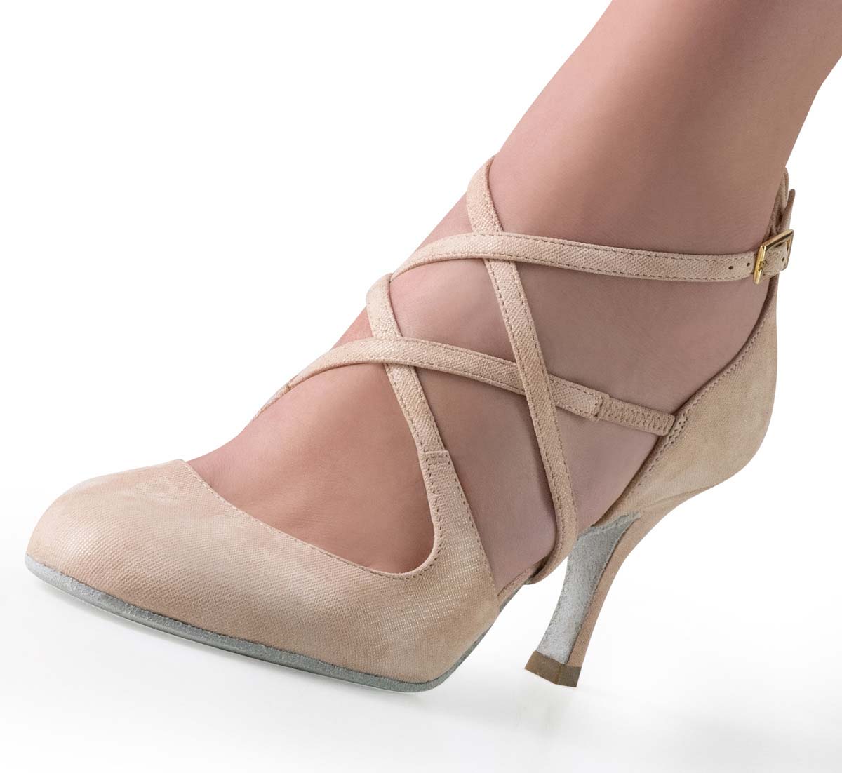 Valeria Detailed view of the Nueva Epoca women's dance shoe on the foot