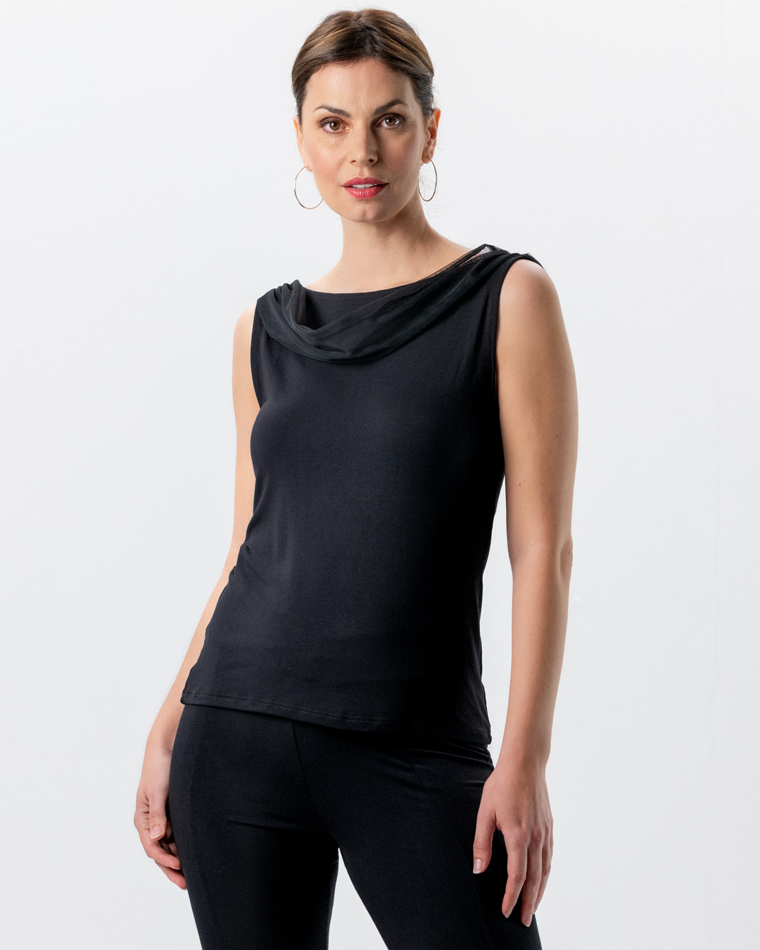 Auri women's dance top in black – elegant bamboo top with back cut-out and tulle inserts, ideal for salsa, tango and other dances.