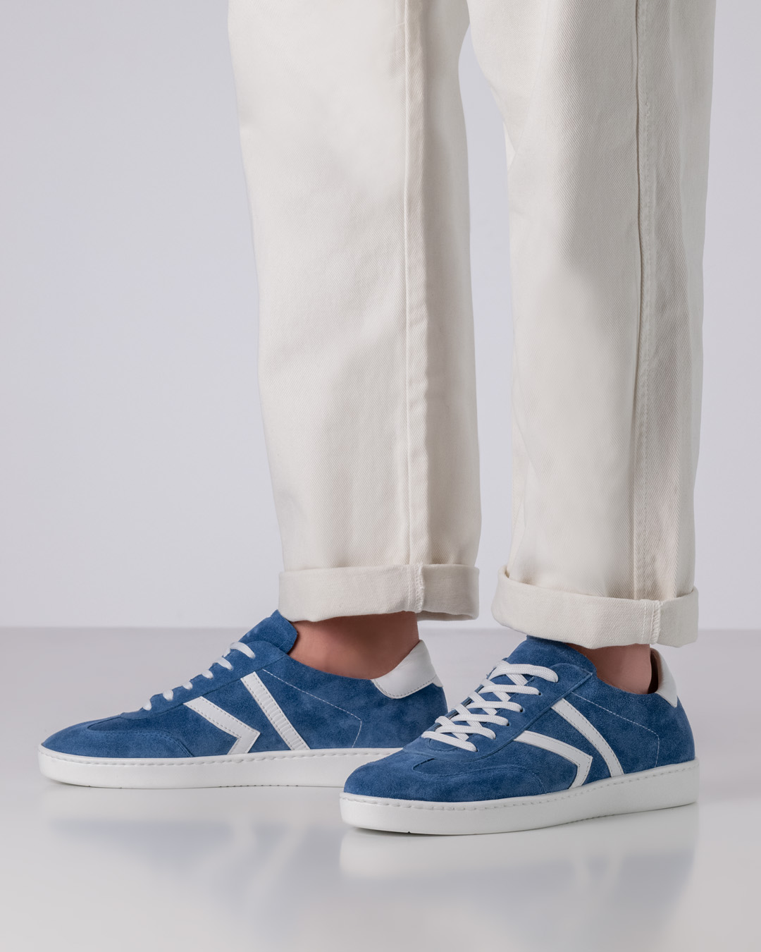Salerno - COMING SOON Super-lightweight dance sneaker in denim blue with white Allrounder sole by Werner Kern