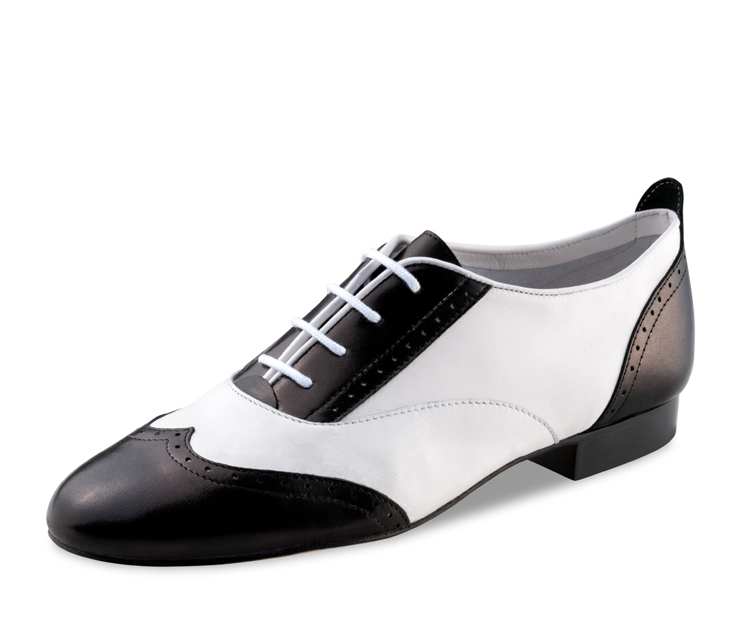 Swing dance shoe for ladies by Werner Kern in black and white