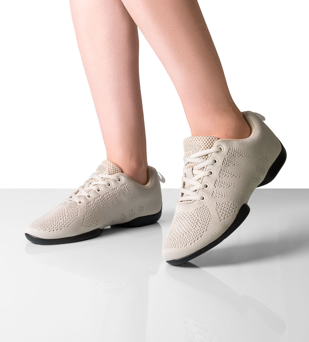 Suny by Anna Kern dance sneaker 180 for women, Beige, split sole, perfect for indoor and outdoor dance.