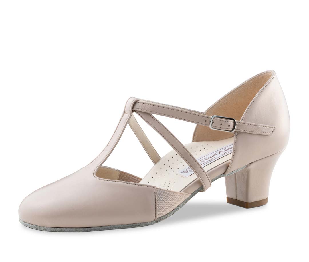 Naia closed Werner Kern ladies' dance shoe with elastic band at the side