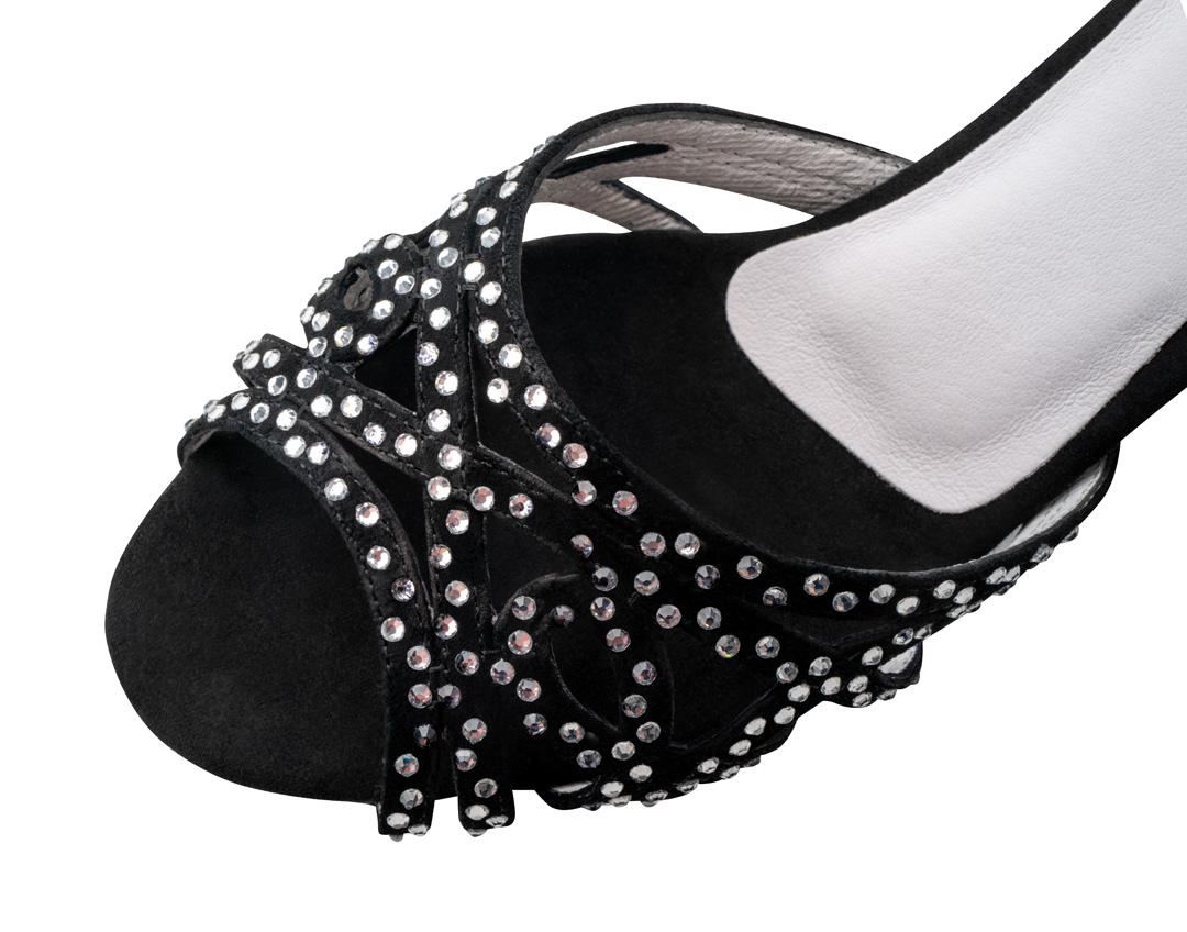 Dance shoe Clemence The open front of the dance shoe Clemence which is covered with rhinestones