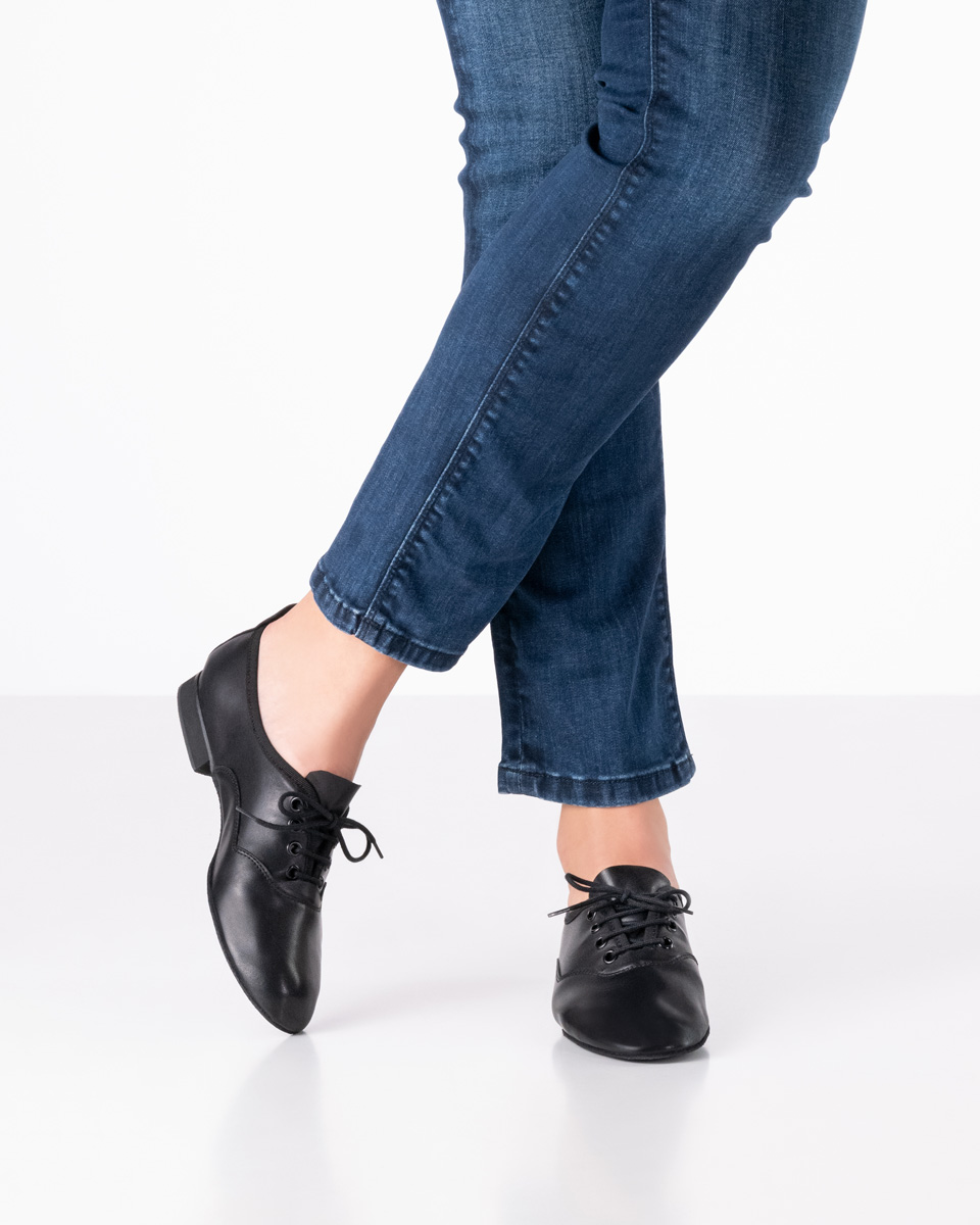 Fenja Classic women's dance shoe - Werner Kern Fenja in black Nappa leather with glove-soft material, flexibility, and shock-absorbing Micro heel