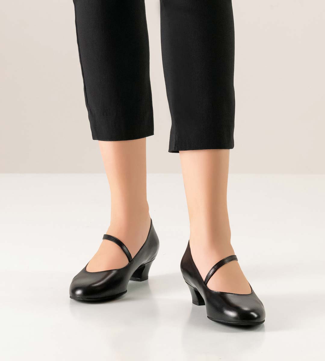 Cindy flat dance shoe by Werner Kern with instep strap
