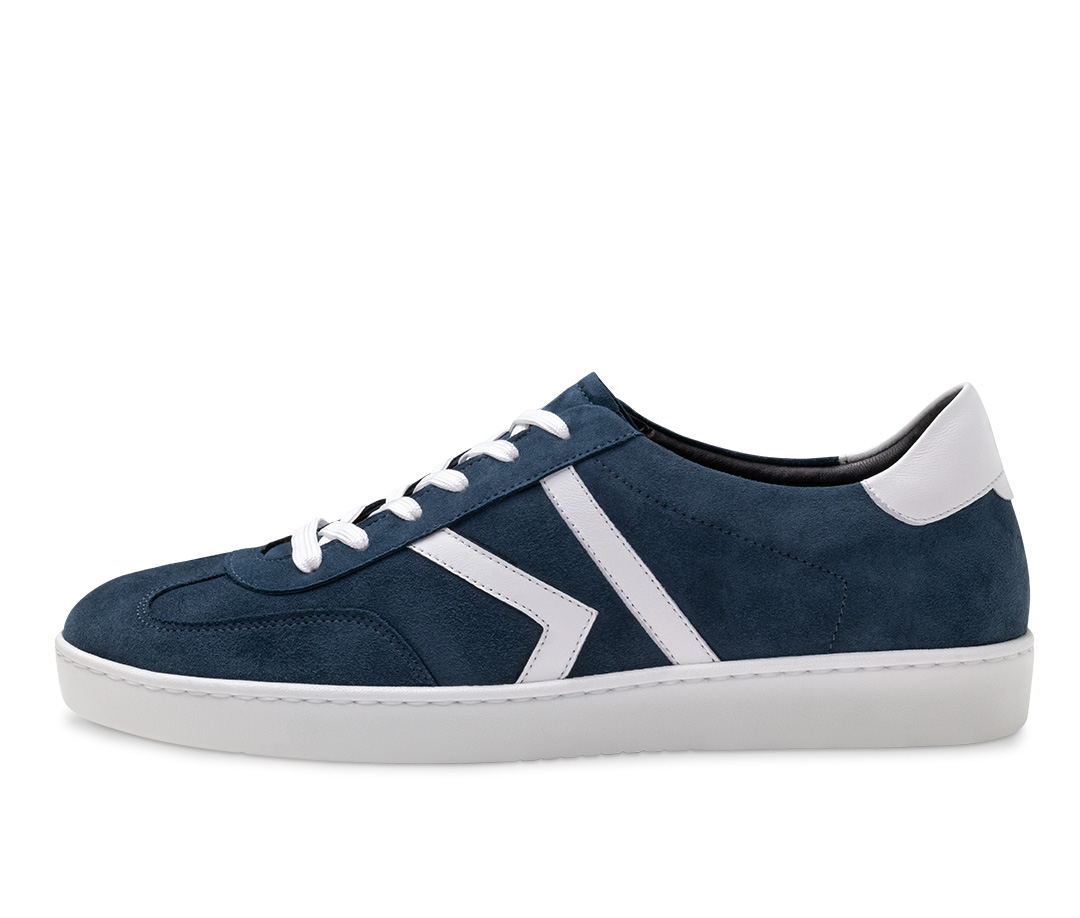 All-round dance sneakers in dark blue suede leather with removable insoles by Werner Kern