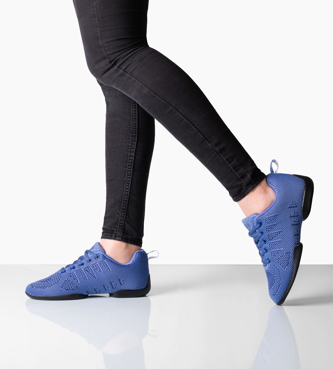 Women's dance sneaker 185 in Light Blue by Suny by Anna Kern, item number 185, made of breathable knitting material with split sole.