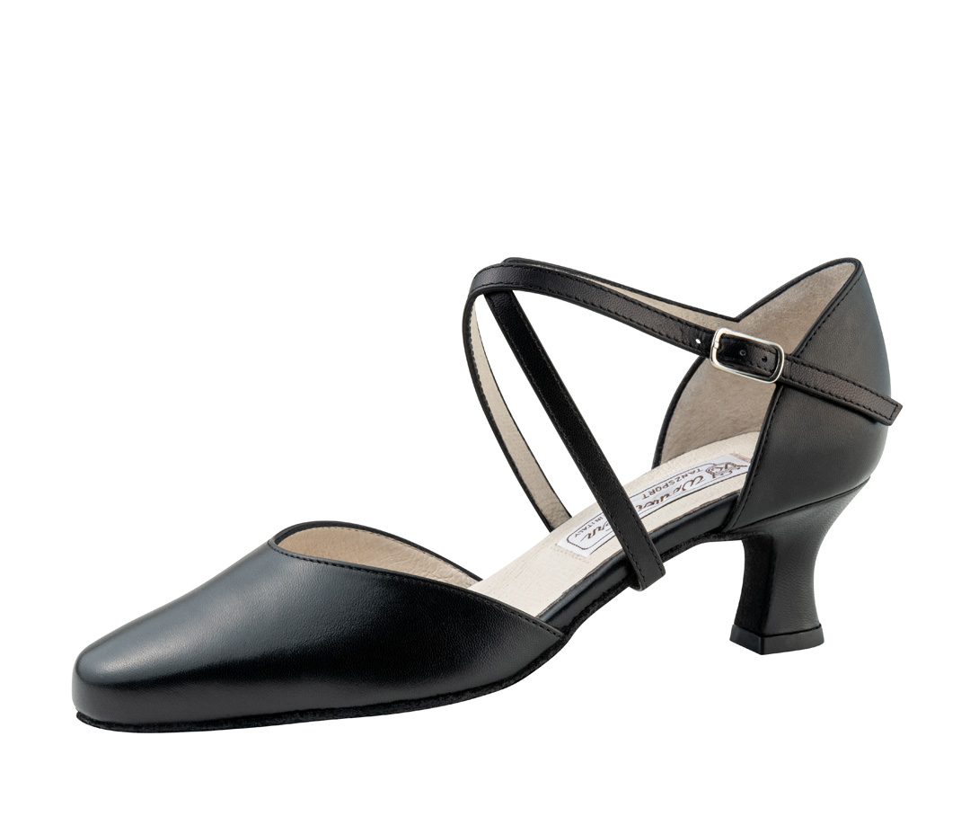 Werner Kern women's dance shoe closed with instep strap