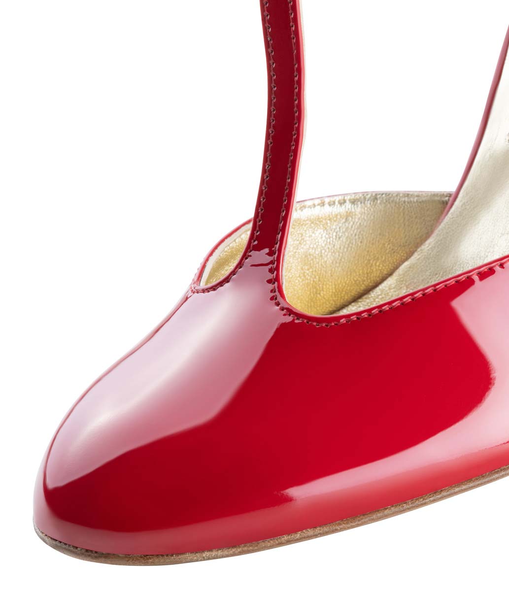Roslyn Detail of Nueva Epoca women's T-bar dance shoe with leather sole