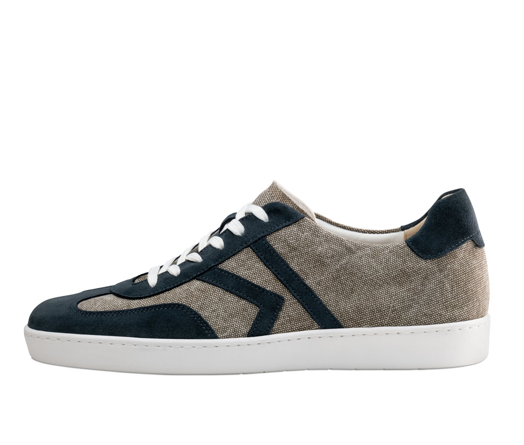 Men’s dance trainers made from fabric and leather in beige and blue, with a white PU dance sole, for indoor and outdoor use