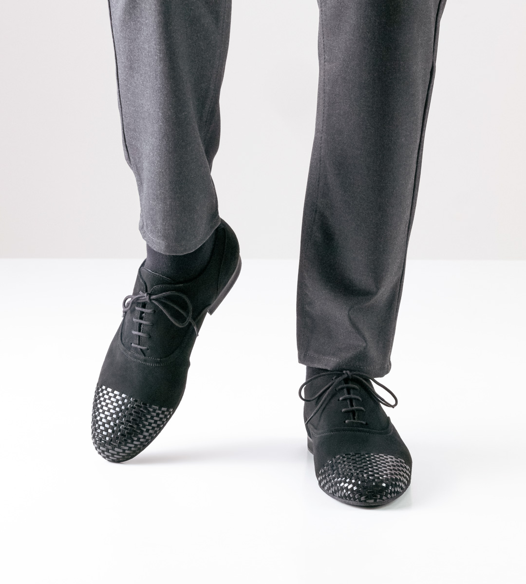 Men's dance shoe in velour with micro heel by Werner Kern