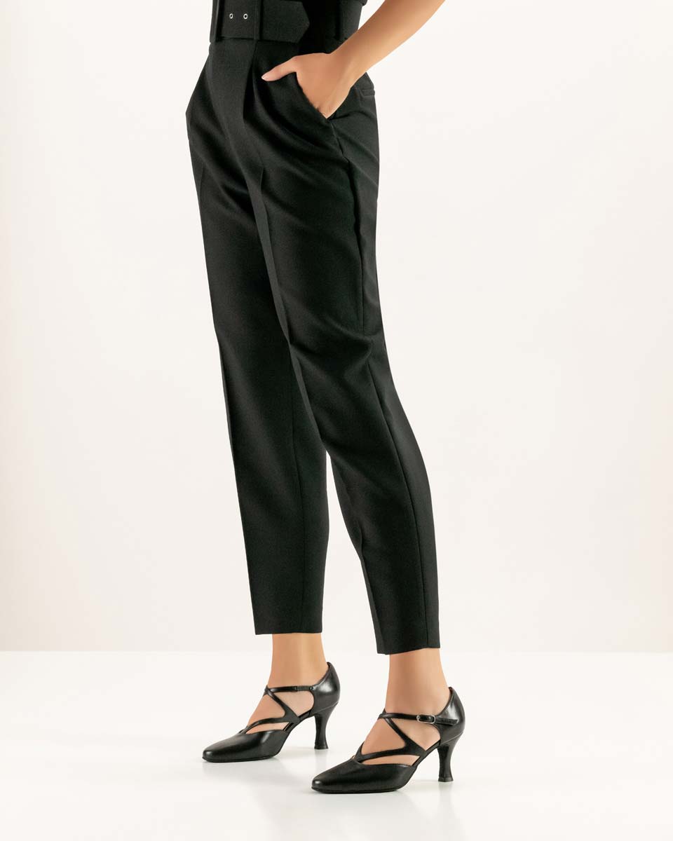 Fabiola narrow Werner Kern women's dance shoe in leather in combination with black trousers