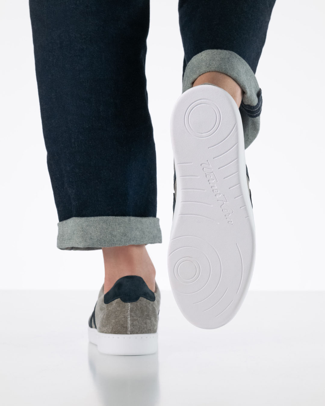 Men’s dance trainers in beige canvas and blue suede with a white sole by Werner Kern