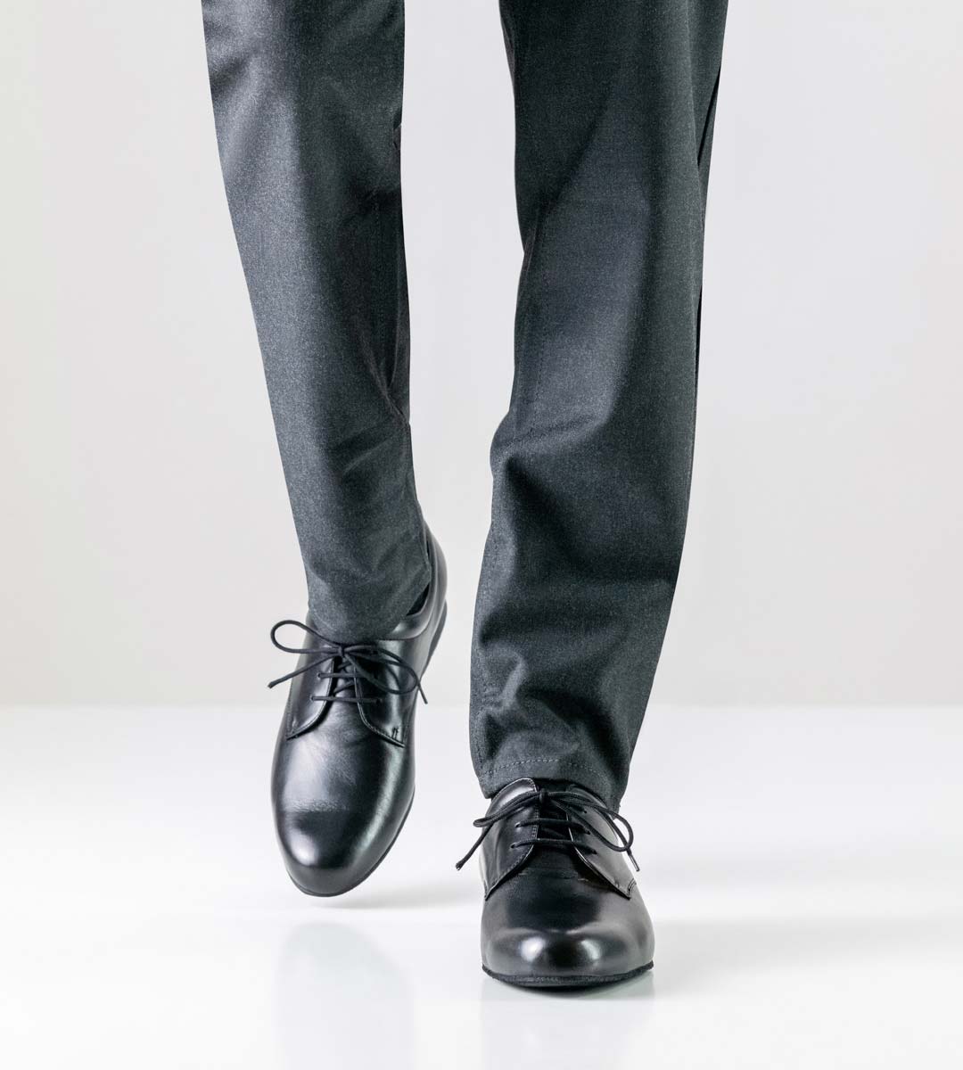 Arezzo Grey trousers in combination with men's dance shoe in black leather