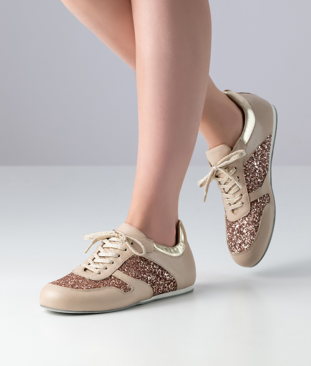 Rose gold glittery trainers for dancing made from soft beige nappa leather with laces.